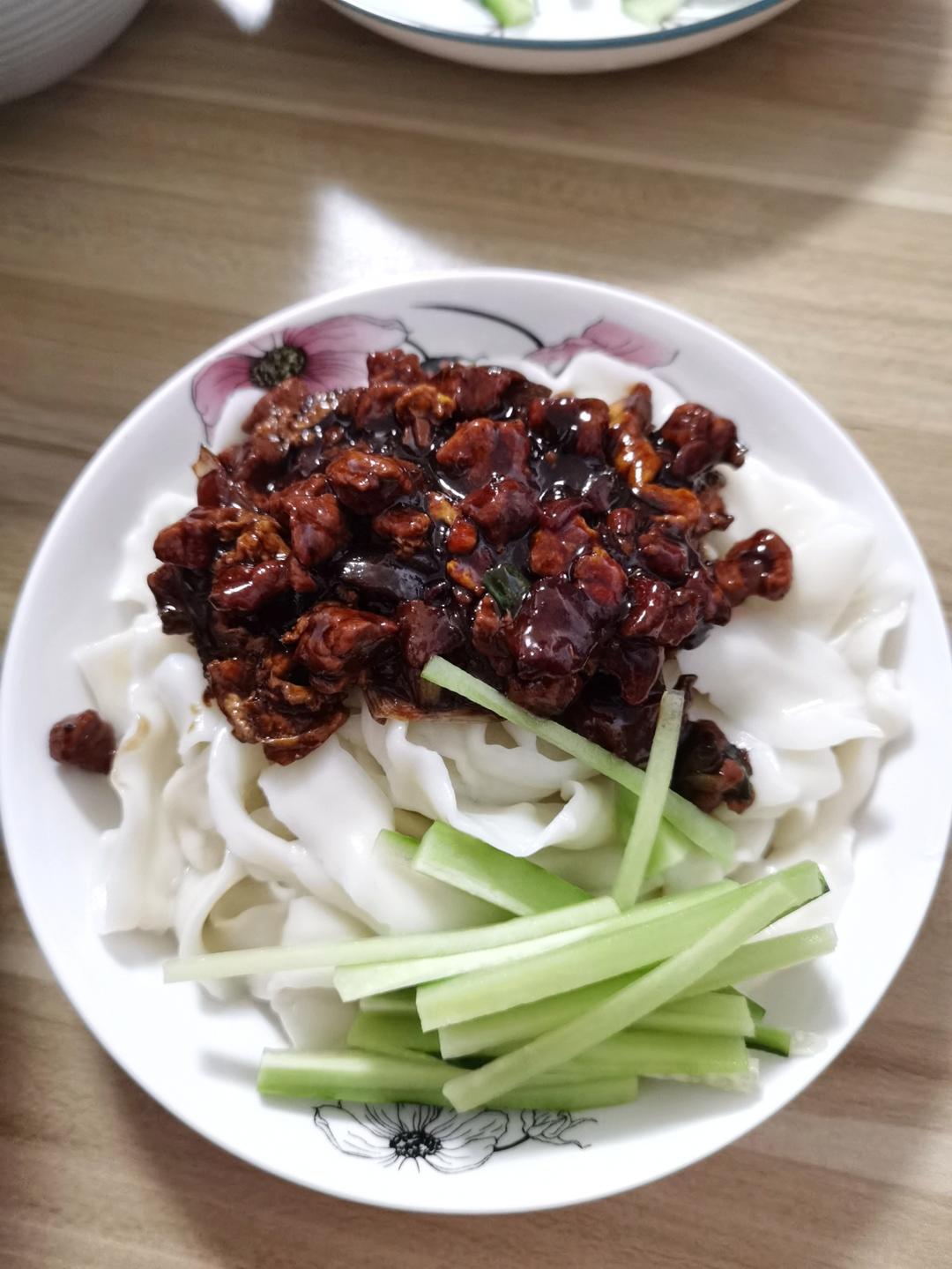 老北京炸酱面（家庭版制作🏡经典老味道🤓🤓）