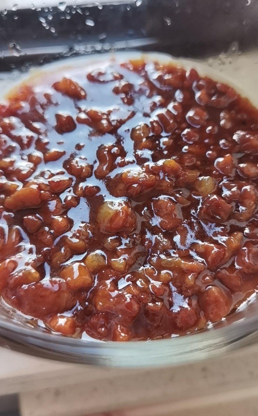 云朵般松软爆浆蜜汁叉烧包