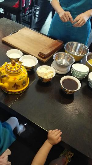 酥油茶（央金玛藏餐厅学到的）的做法 步骤1