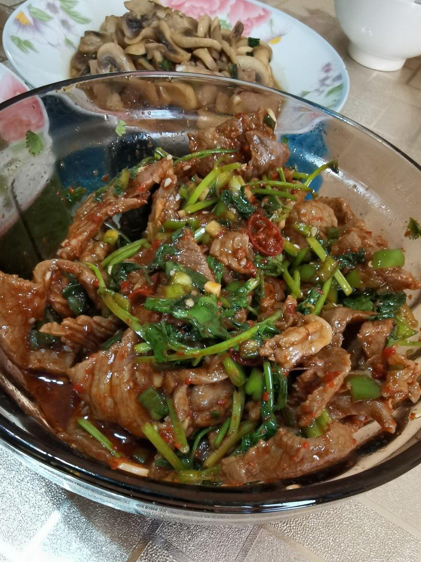 超级快手香菜拌牛肉