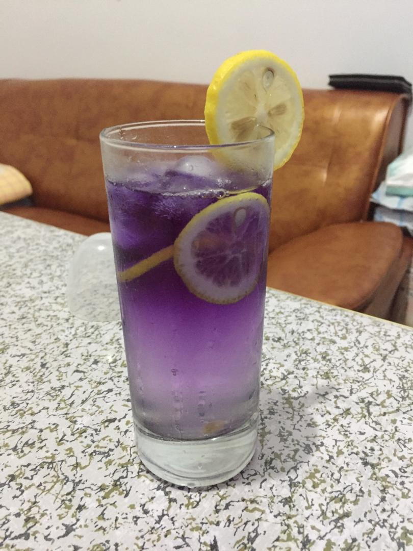 虹翔做的梦幻星空--蝶豆花幢上柠檬