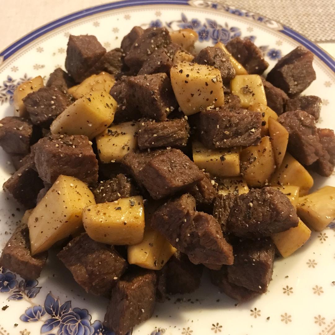 黑胡椒杏鲍菇牛肉粒