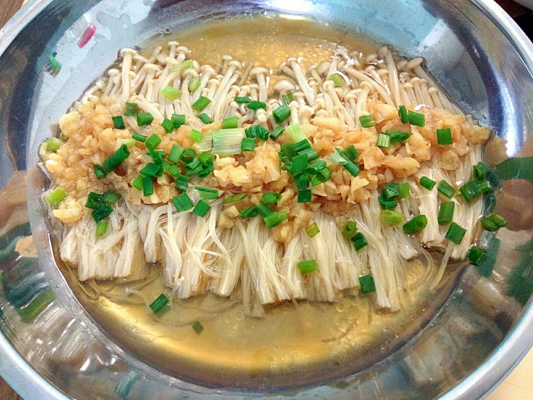 蒜蓉蒸金针菇