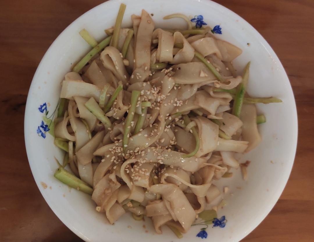 不洗面的凉皮做法