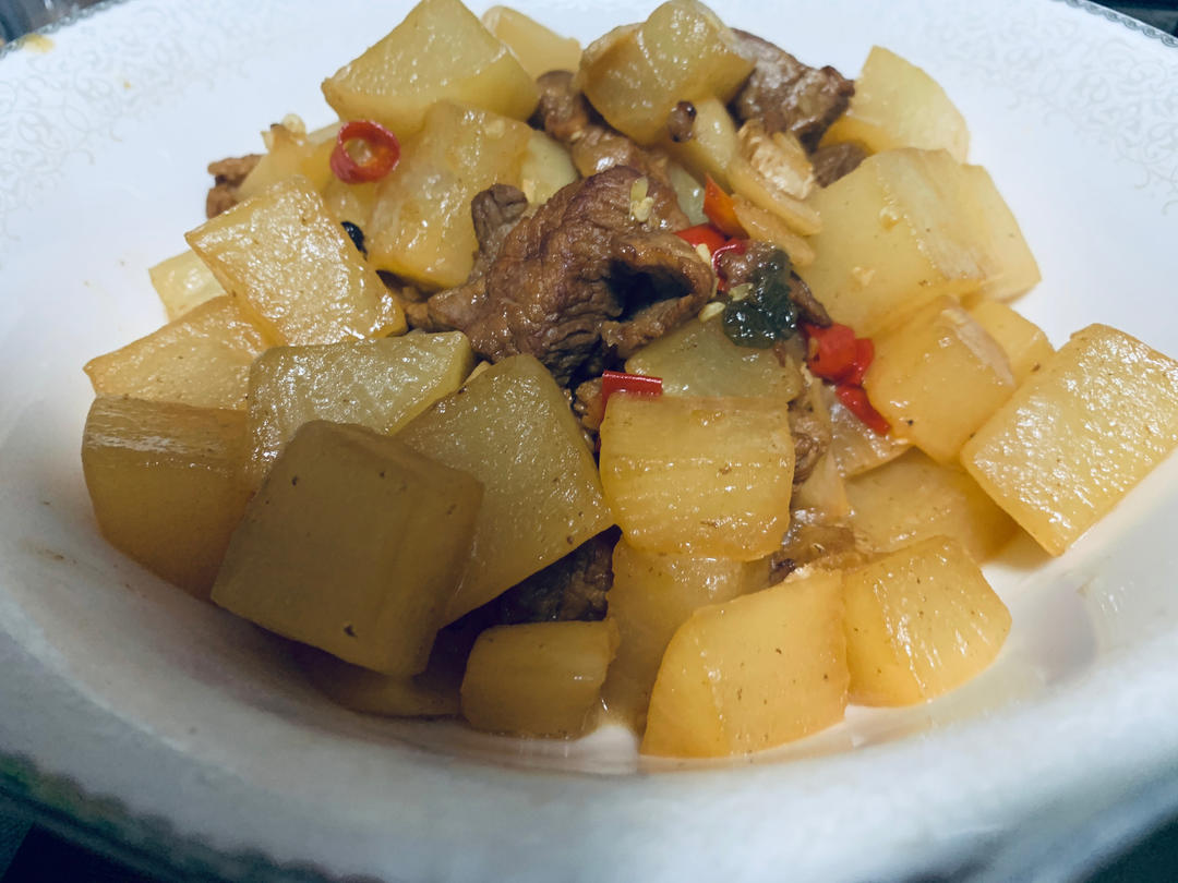 川式红萝卜烧肉