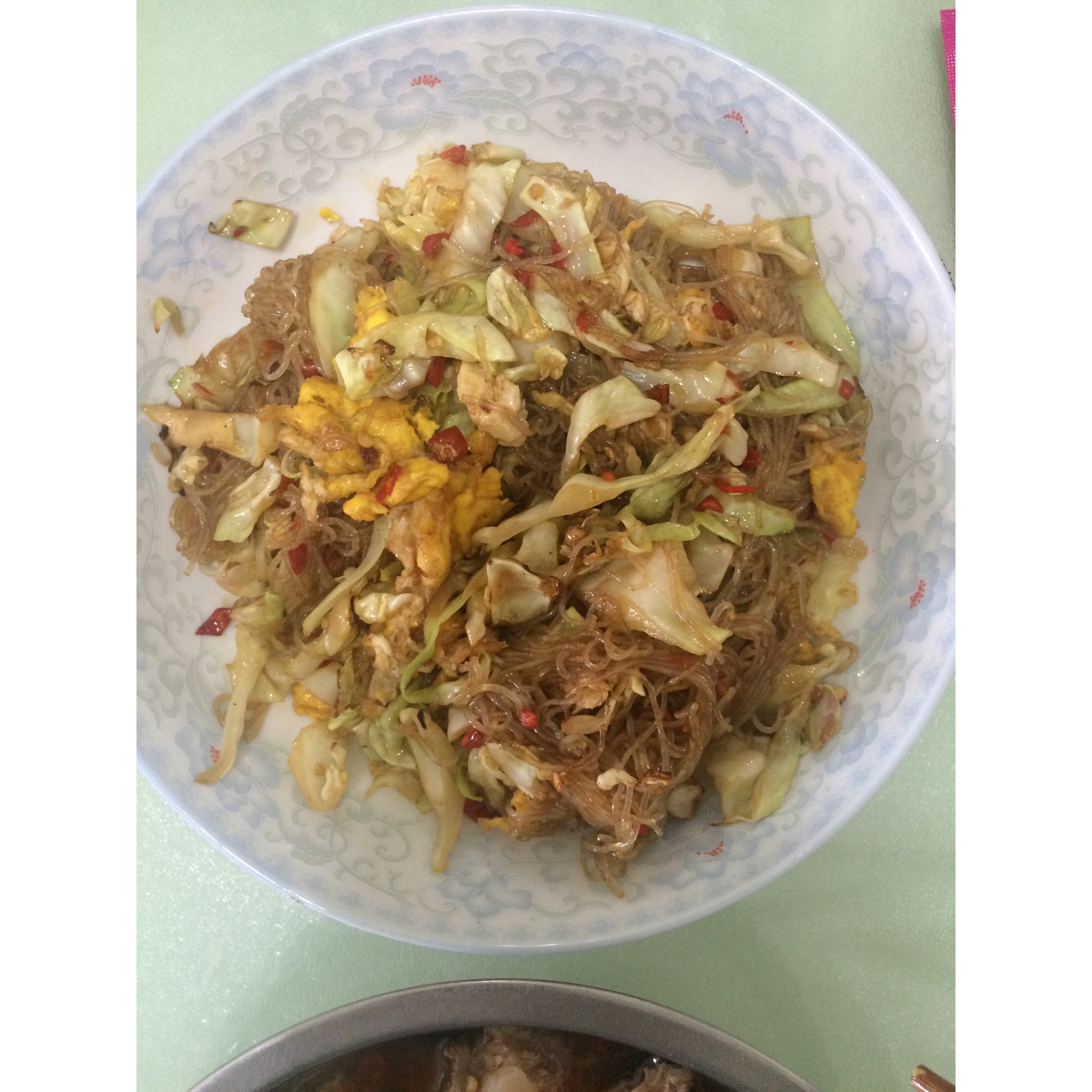 包菜粉丝炒鸡蛋