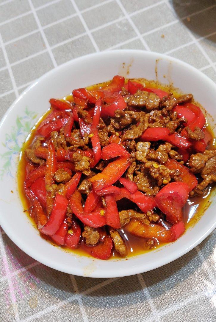 红辣椒炒肉