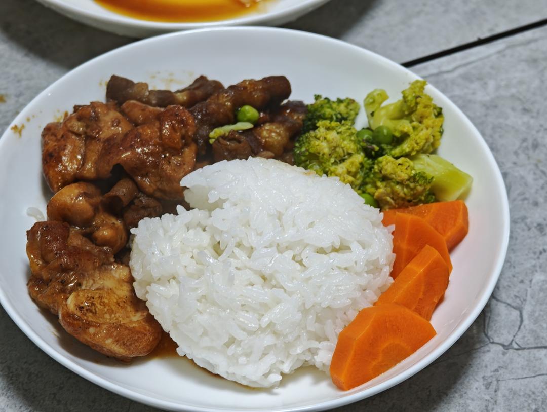 照烧鸡腿饭