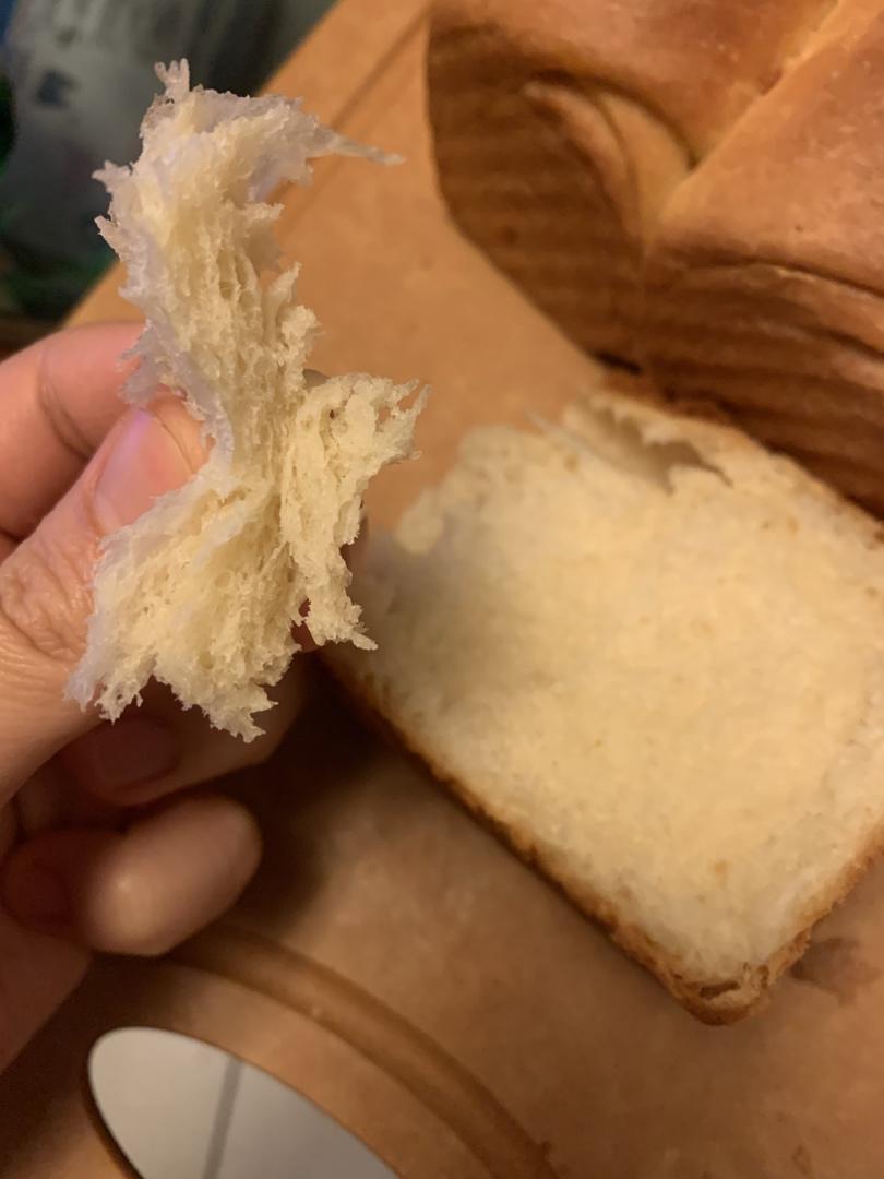 用烤箱自己做面包--手工牛奶吐司面包