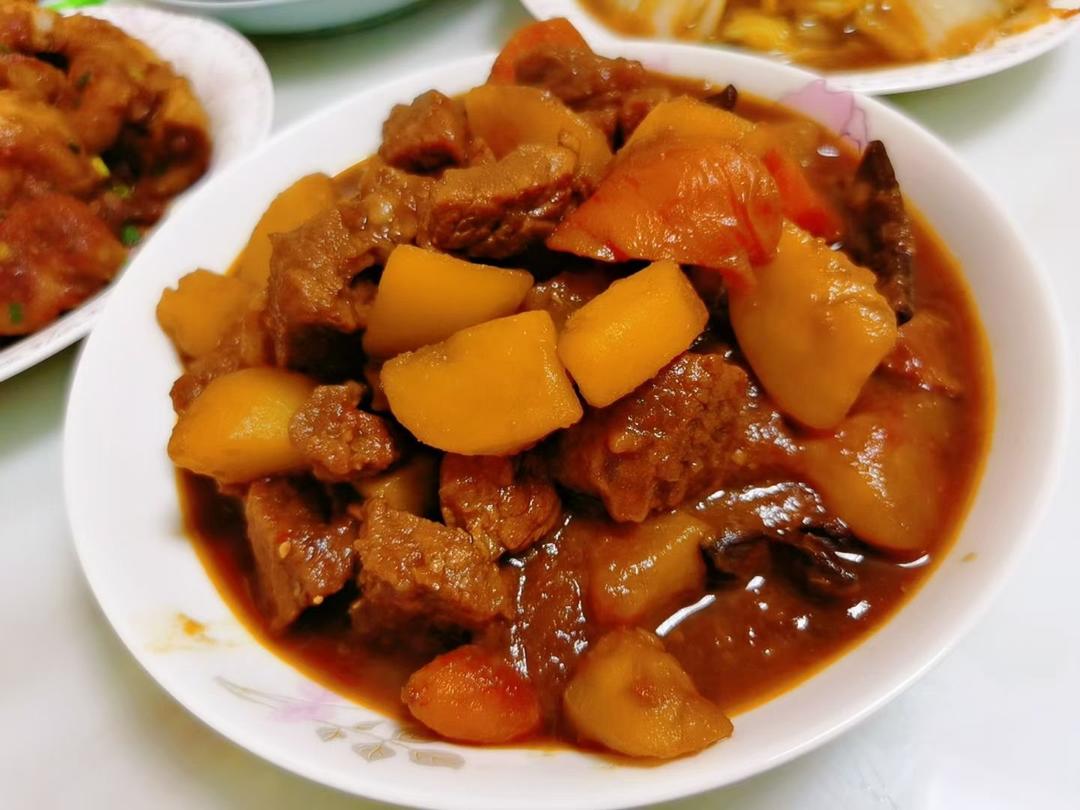🔥好吃到转圈的红烧牛肉，汤汁浓郁巨好吃