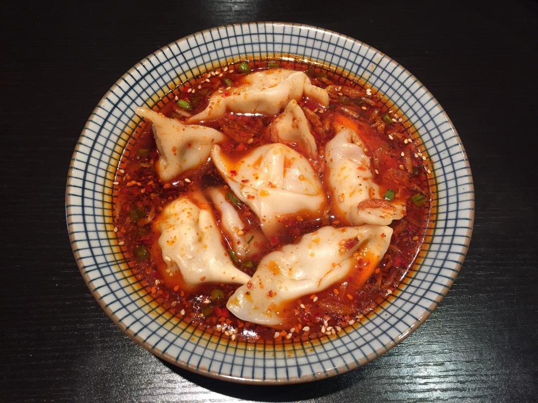 酸汤水饺
