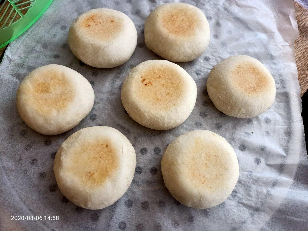 酥皮绿豆饼   酥得掉渣渣
