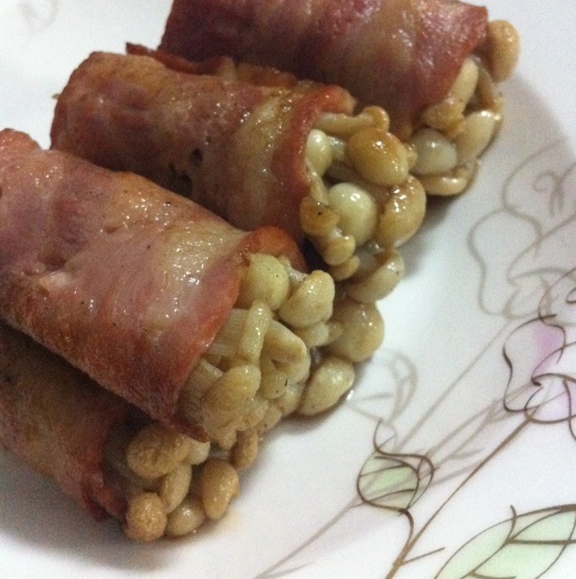 香煎培根金针菇卷