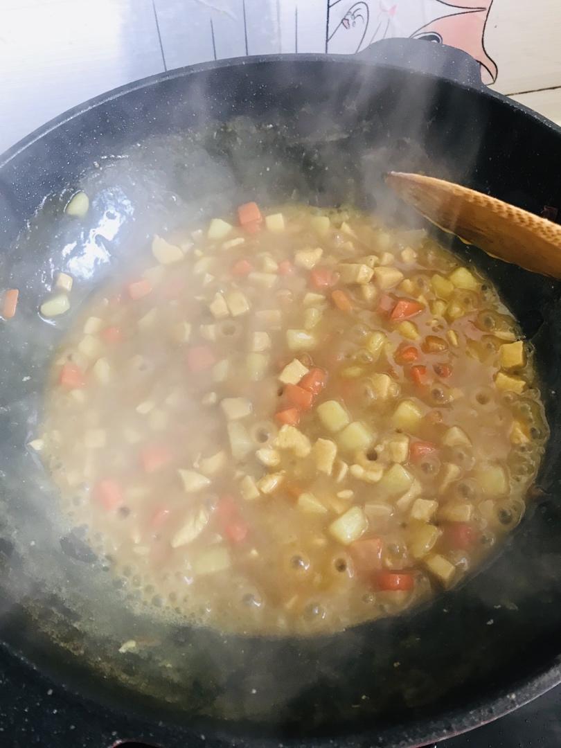 咖喱鸡肉饭