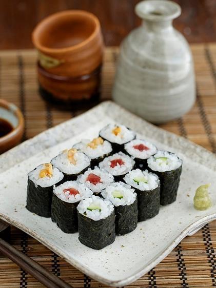 日式小卷寿司的做法