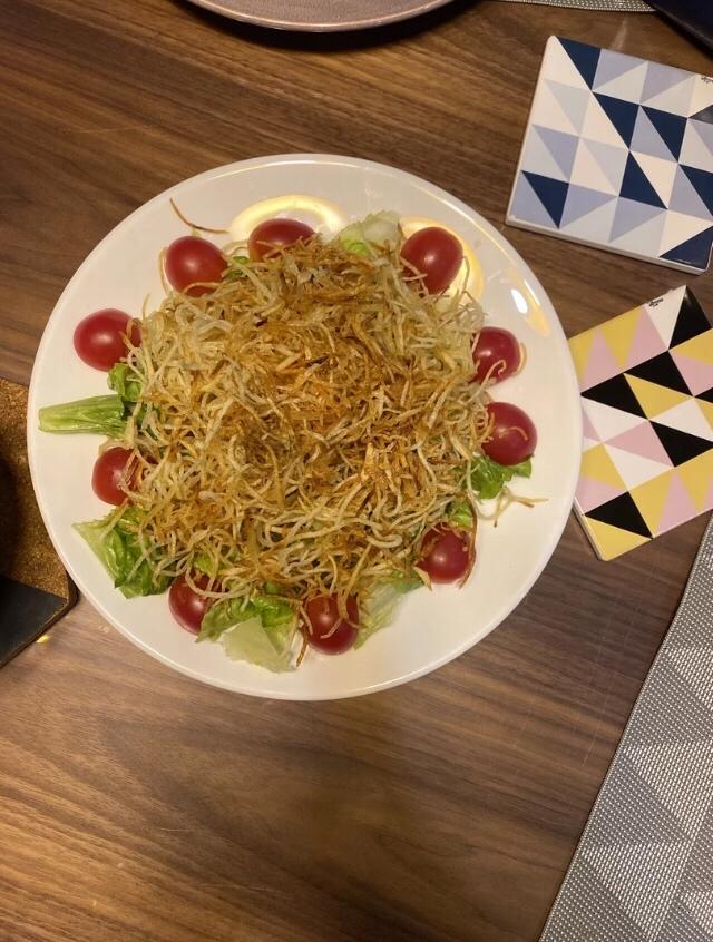 炸土豆丝，丝丝金黄，酥香可口