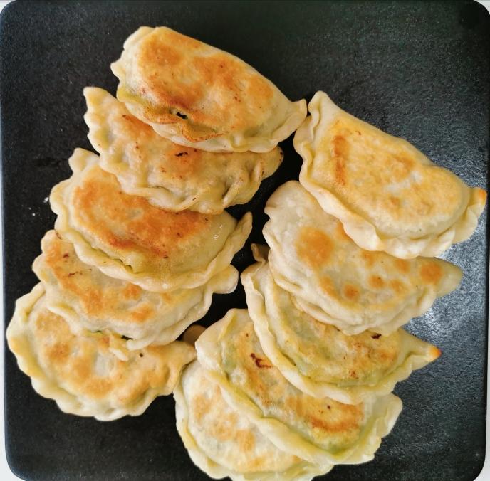 简单易学好吃的韭菜盒