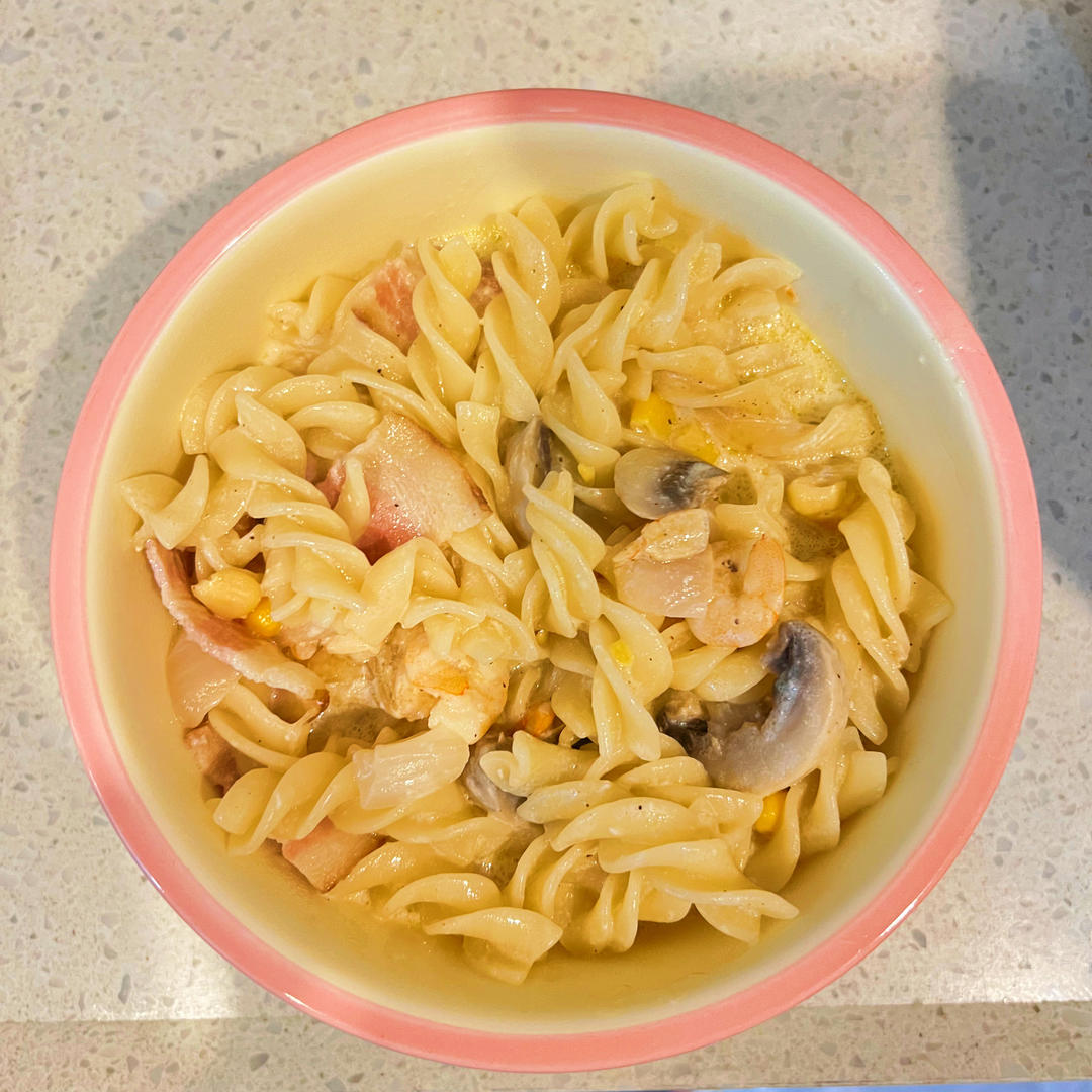 电饭锅版奶油蘑菇意面