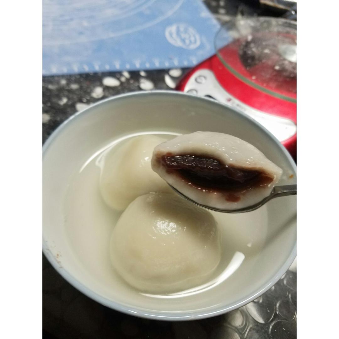 黑芝麻汤圆