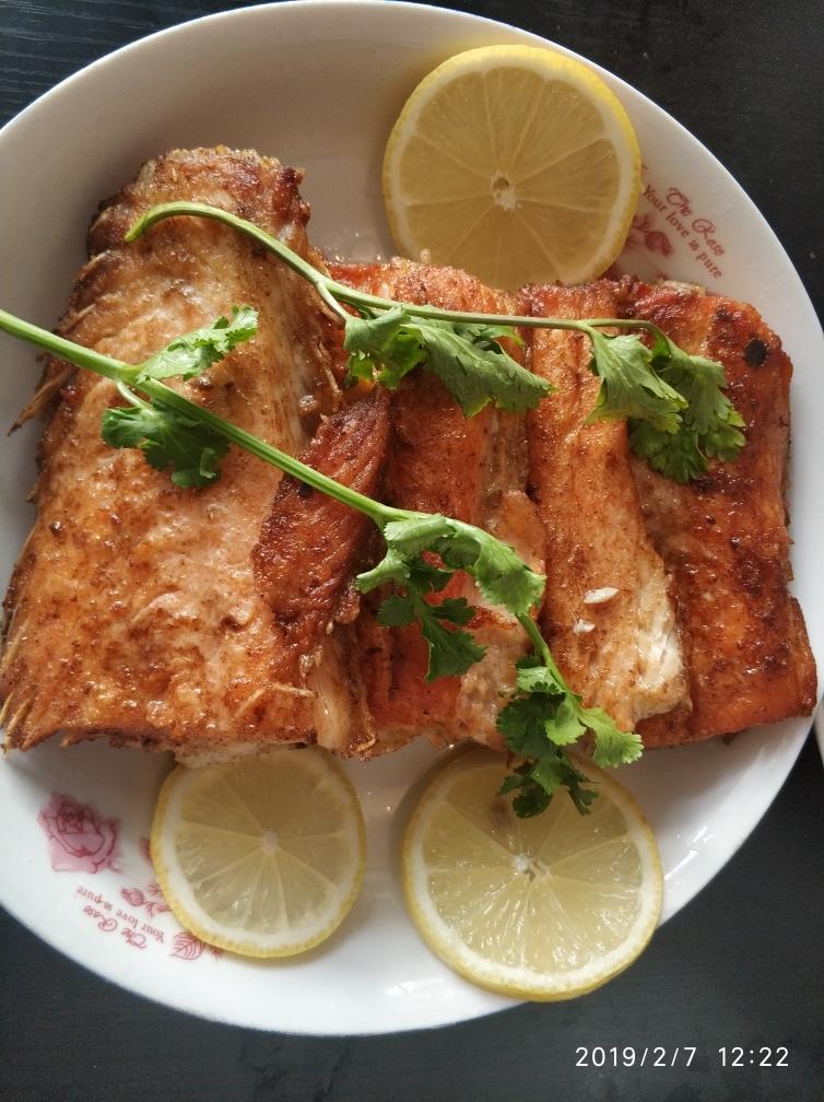 香煎三文鱼排