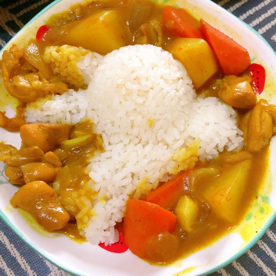 咖喱鸡肉饭