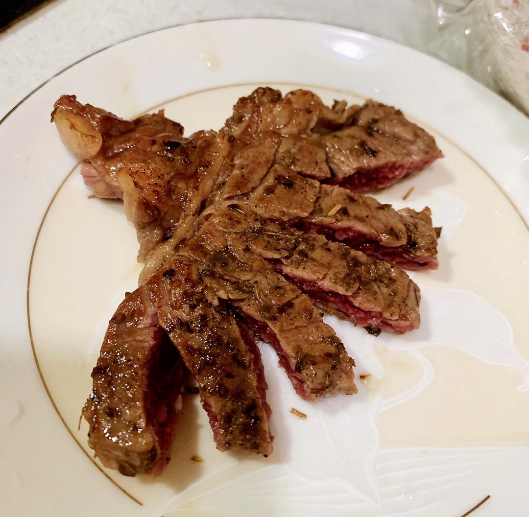 【健康三餐】铸铁锅煎各种牛排方法和经验