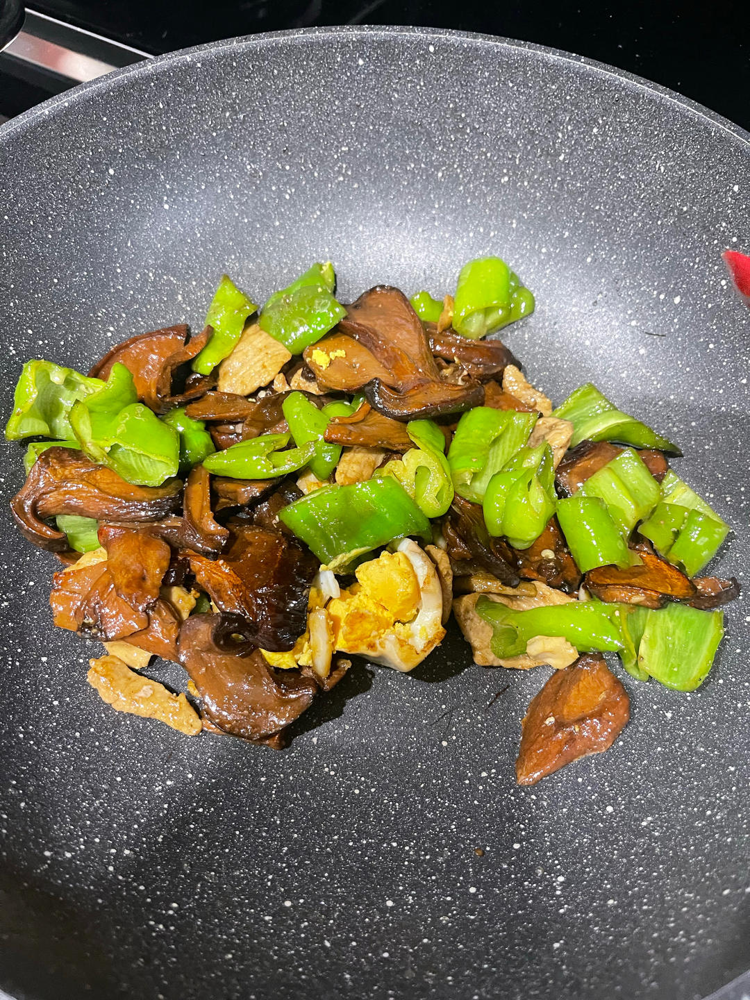 爆炒牛肝菌