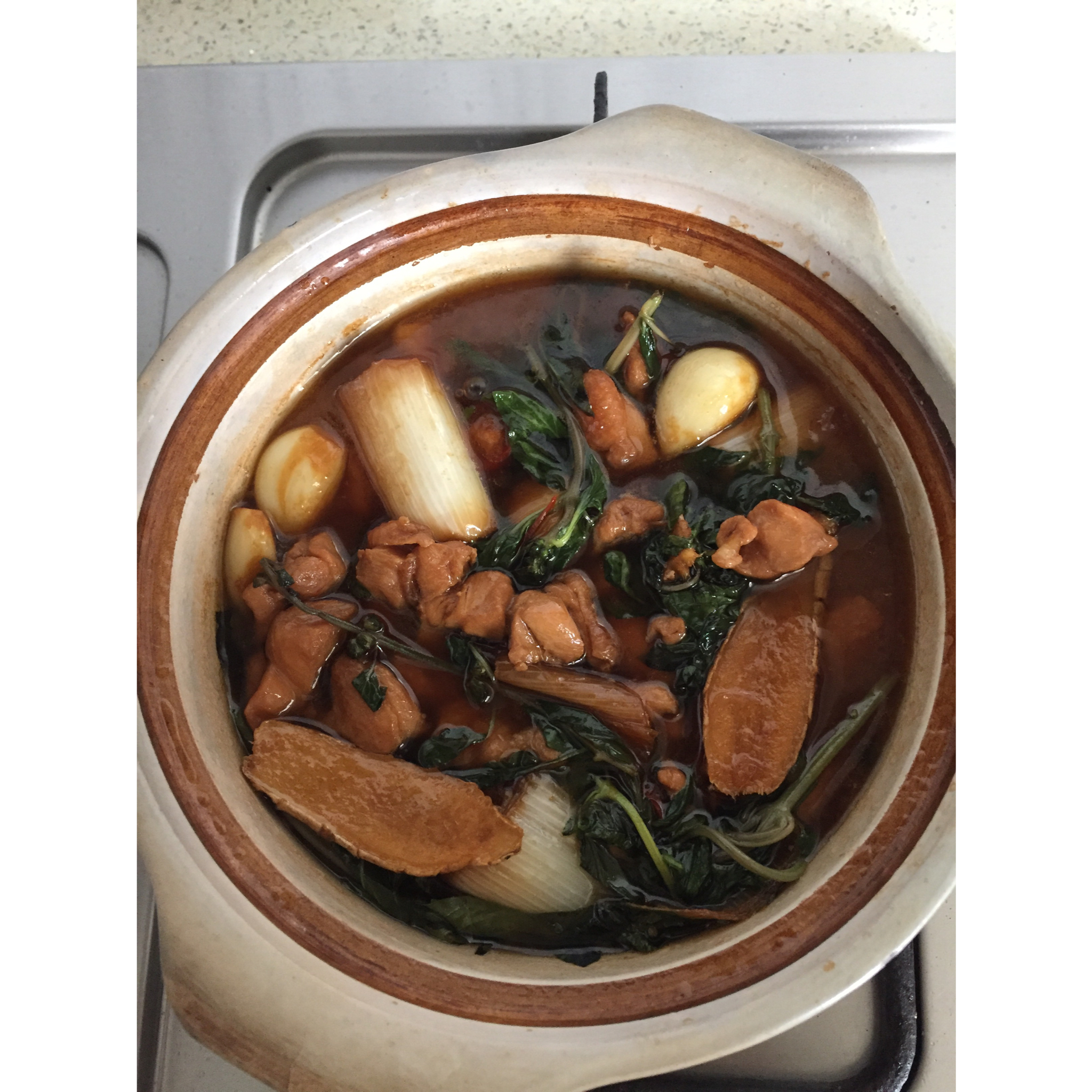 一道讲究的台湾三杯鸡