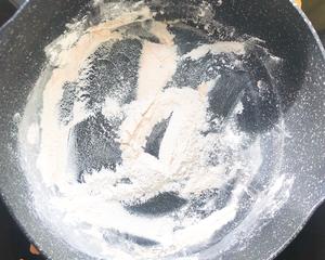 肉松麻薯蛋黄酥的做法 步骤4