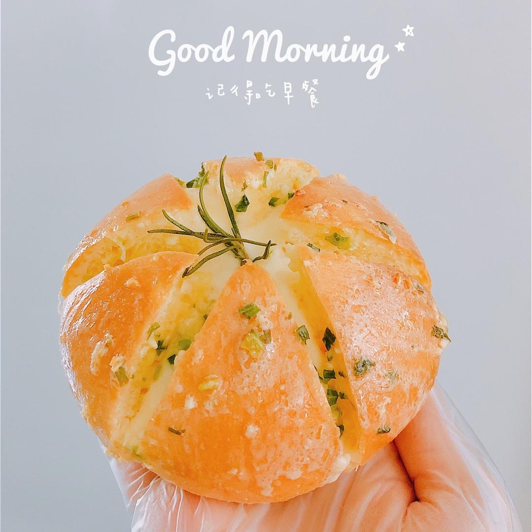 网红蒜香奶酪面包，好吃到爆炸