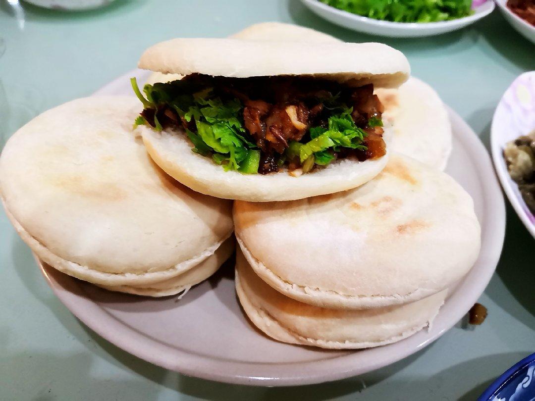 肉夹馍(白吉馍的制作)