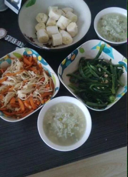 凉拌金针菇