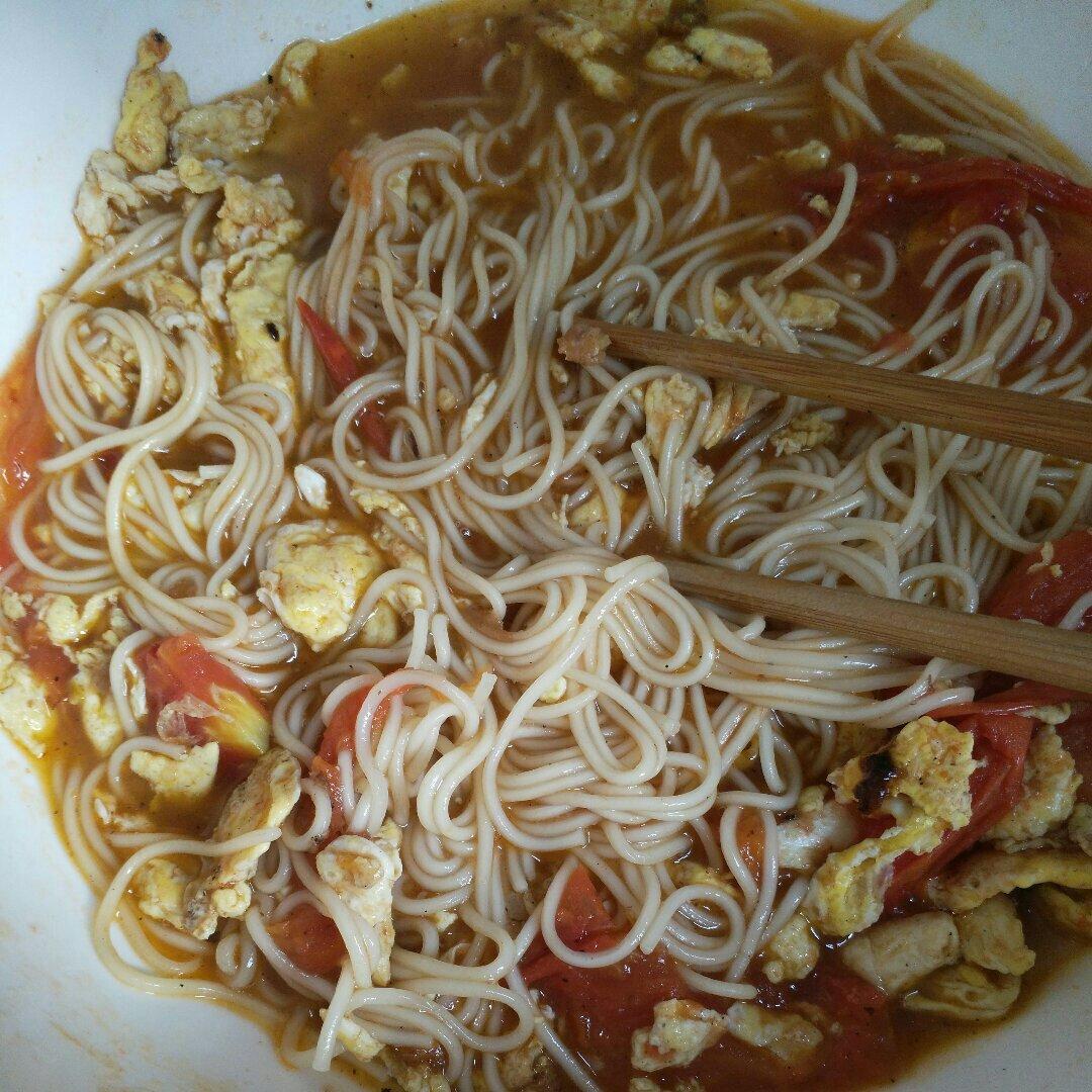 超级入味好吃的番茄鸡蛋面