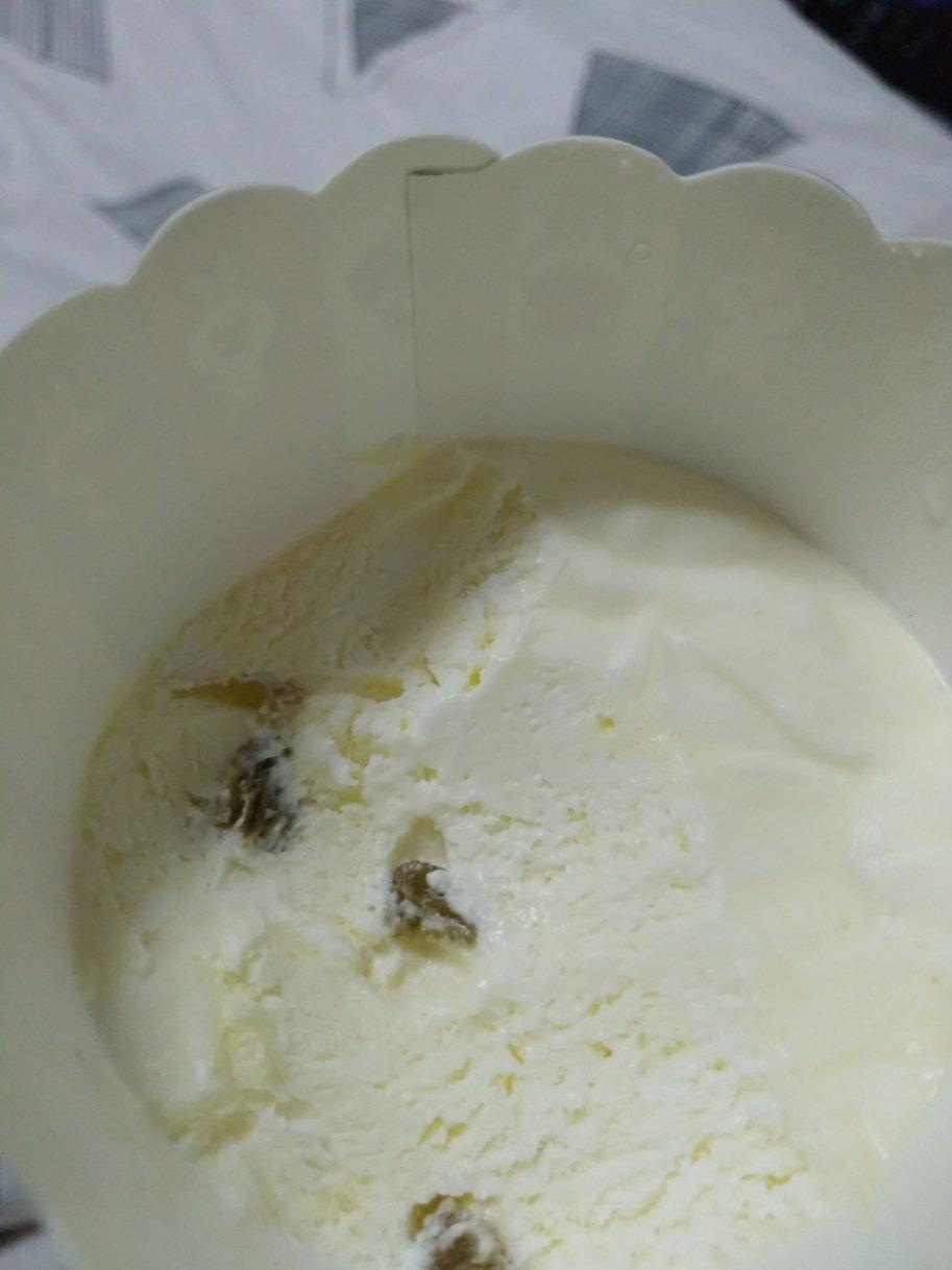 自制冰淇淋（懒人版无需搅拌的冰淇淋）