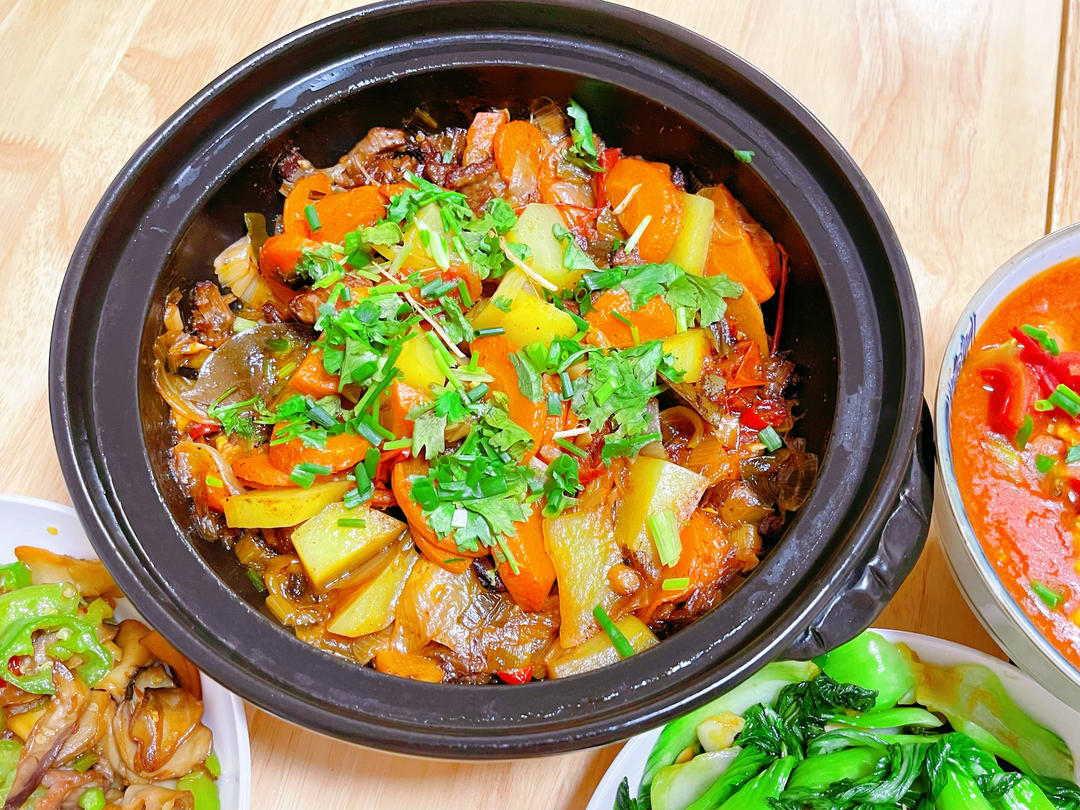 番茄土豆炖牛腩