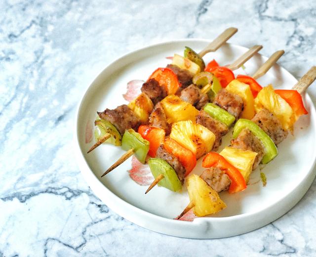 夏威夷菠萝牛肉串【北鼎烤箱菜谱】的做法