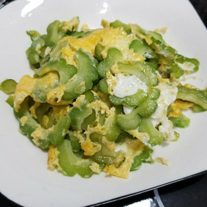 苦瓜炒鸡蛋（超好吃）