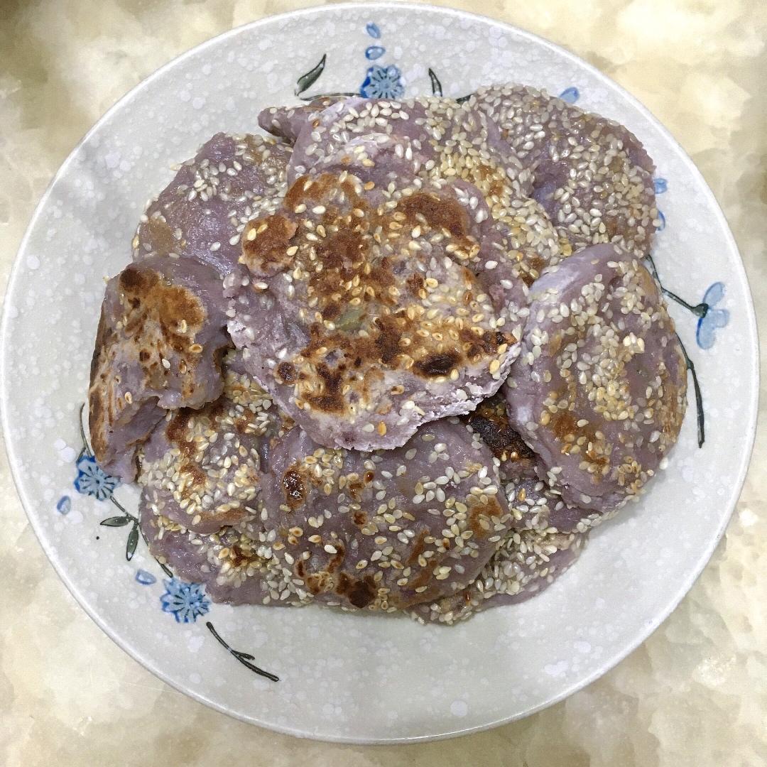 紫薯糯米芝麻饼