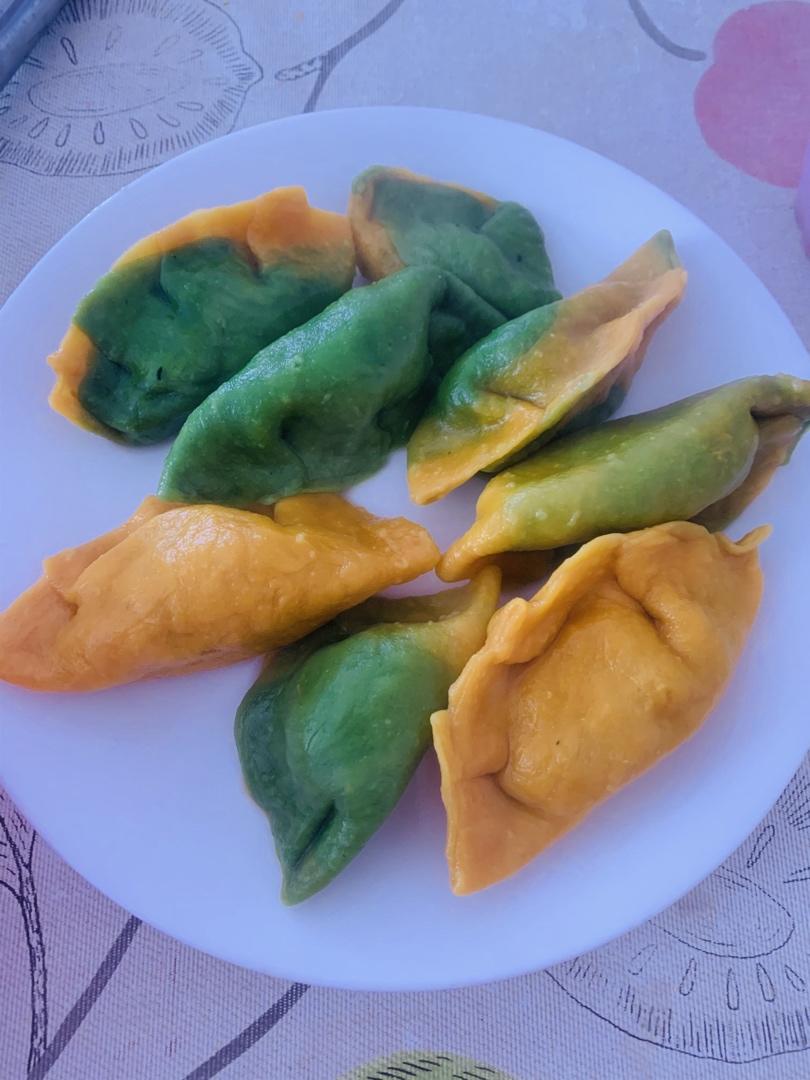 自制彩色蔬菜饺子皮