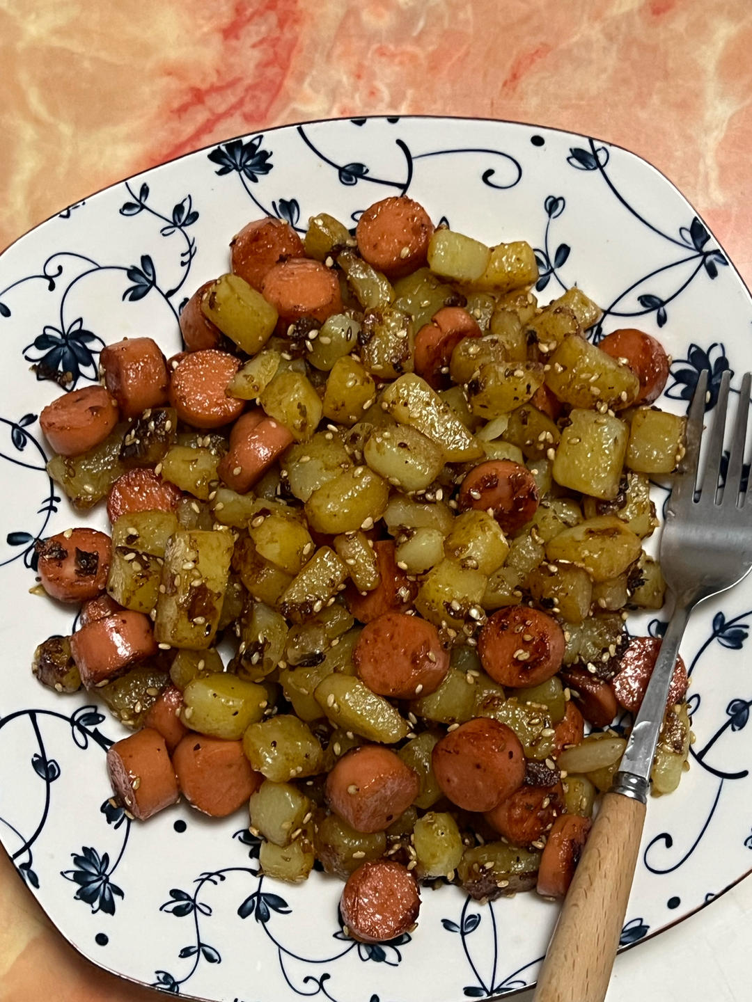 香辣孜然土豆火腿肠～秒杀烧烤店！！