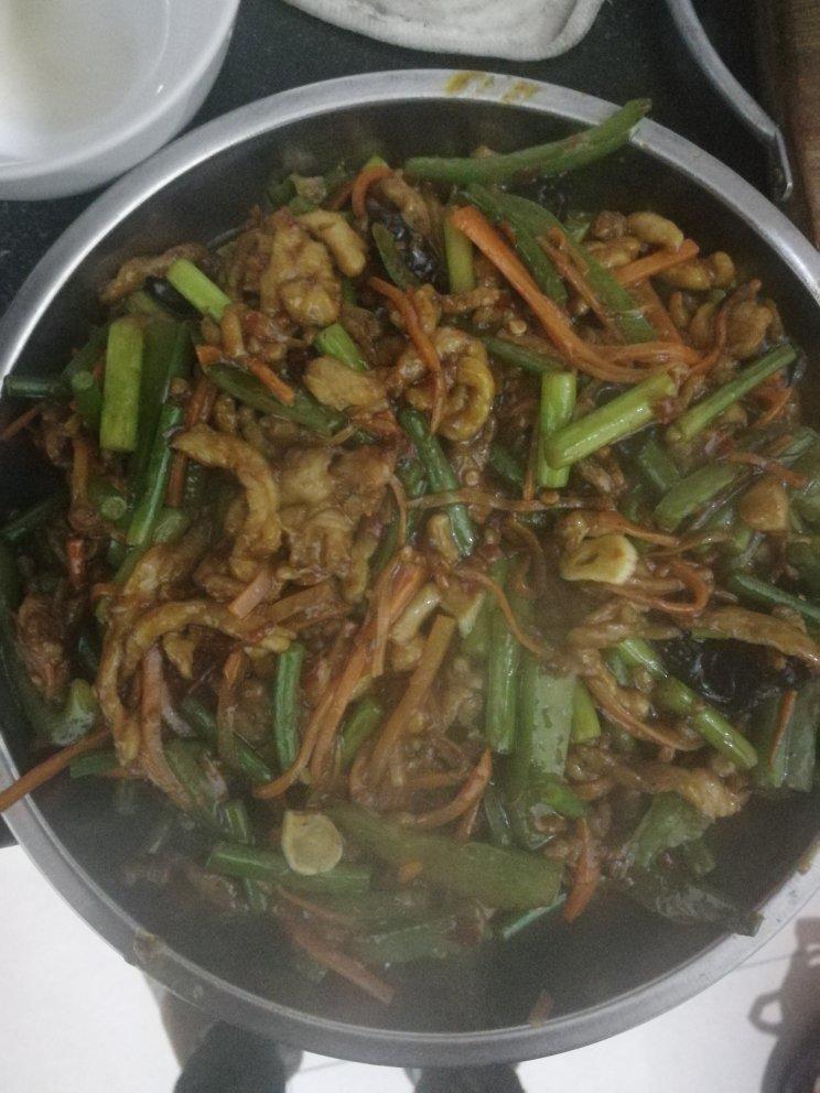 超好吃的鱼香肉丝（做法相当简单，一看就会）