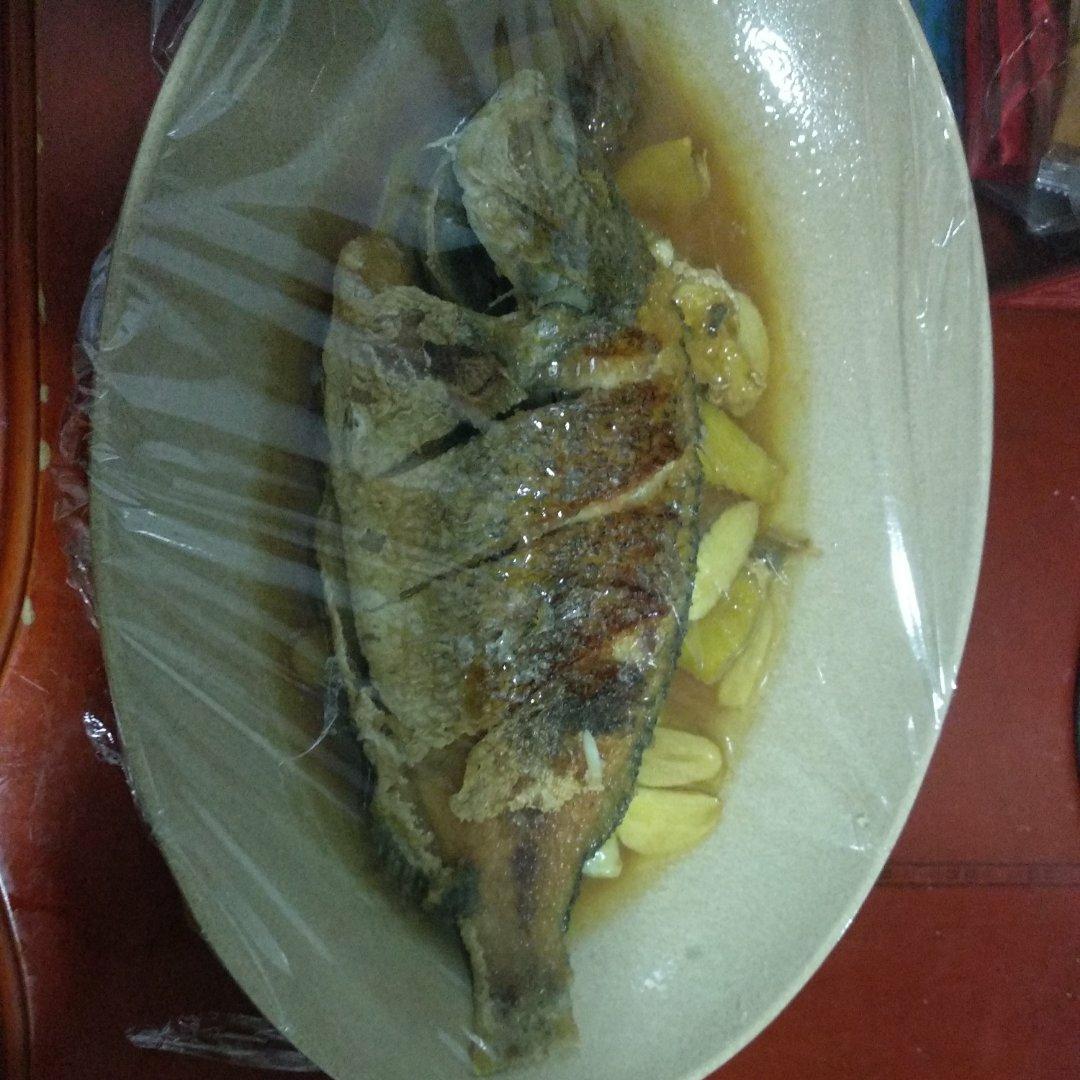 家常红烧鱼