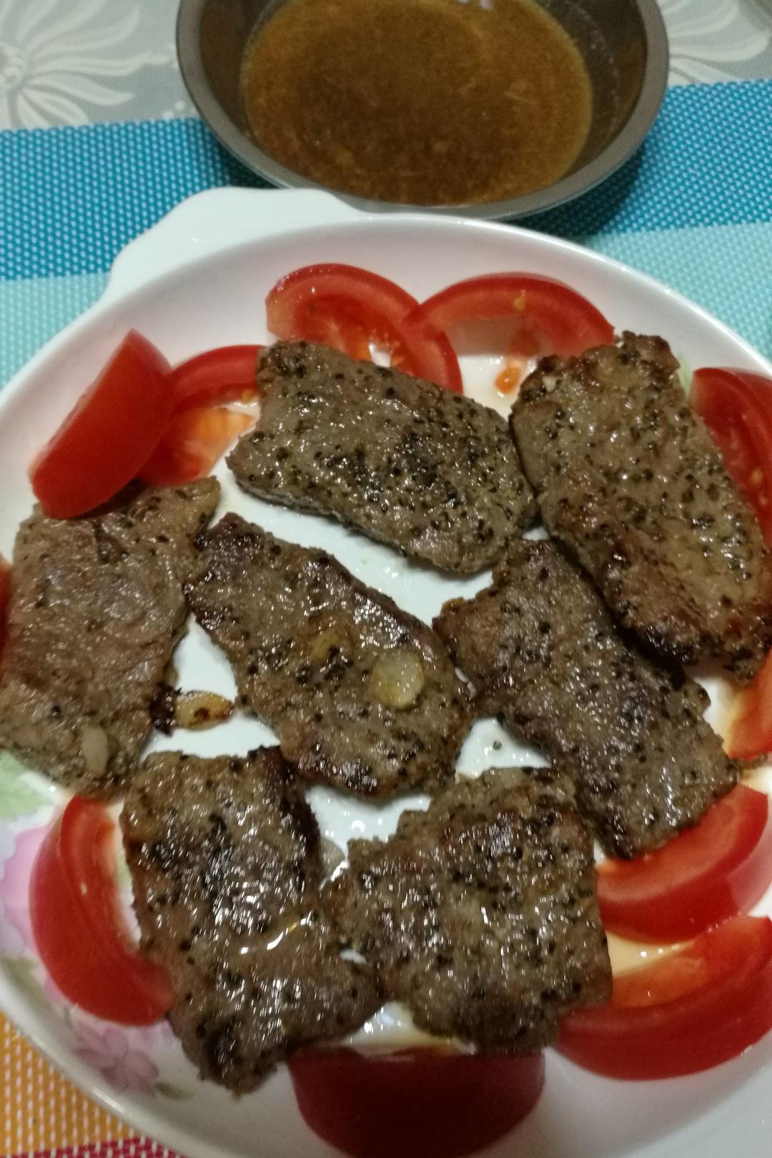 煎牛排不老的诀窍(无需烤箱)