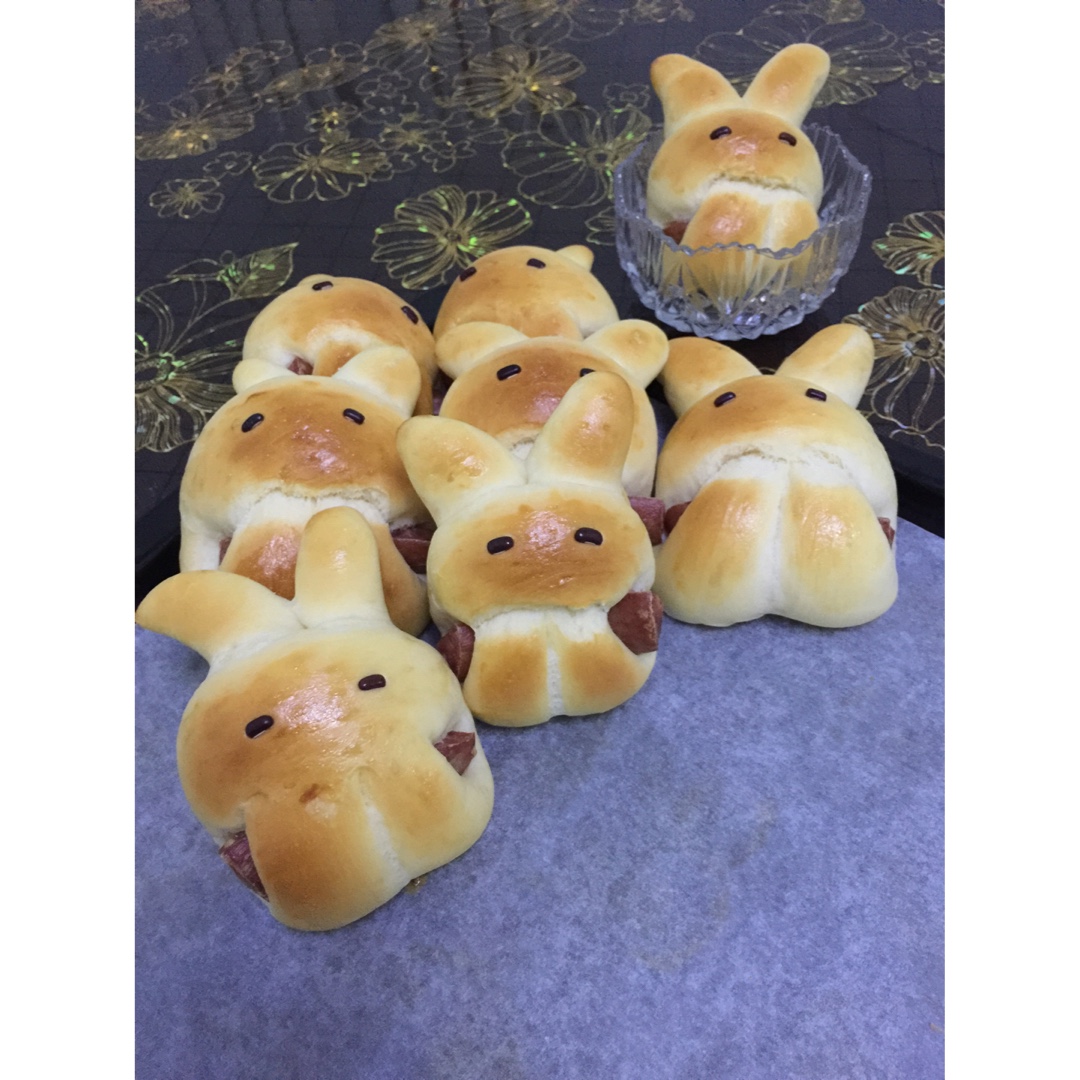 小兔子香肠包