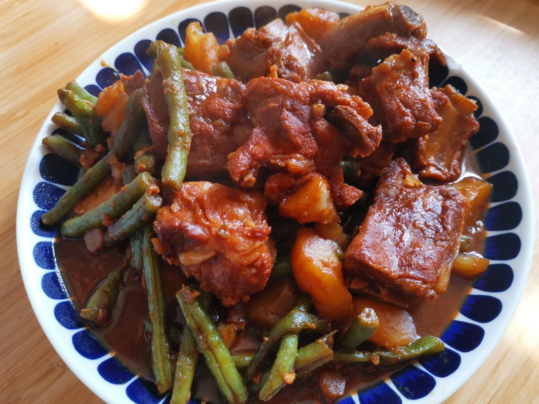 下饭菜｜豆角炖排骨🍖这底料炖拖鞋🩴都香