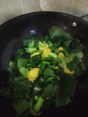 (家常菜)青菜豆腐汤的做法 步骤4