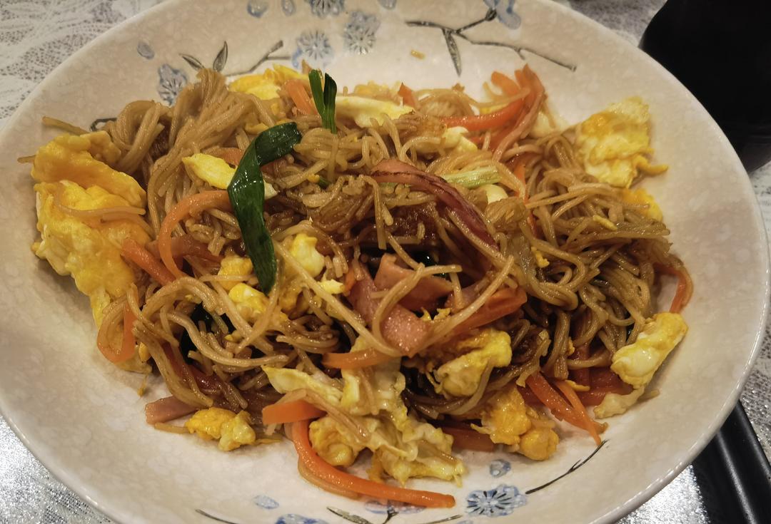 大牌档炒米粉
