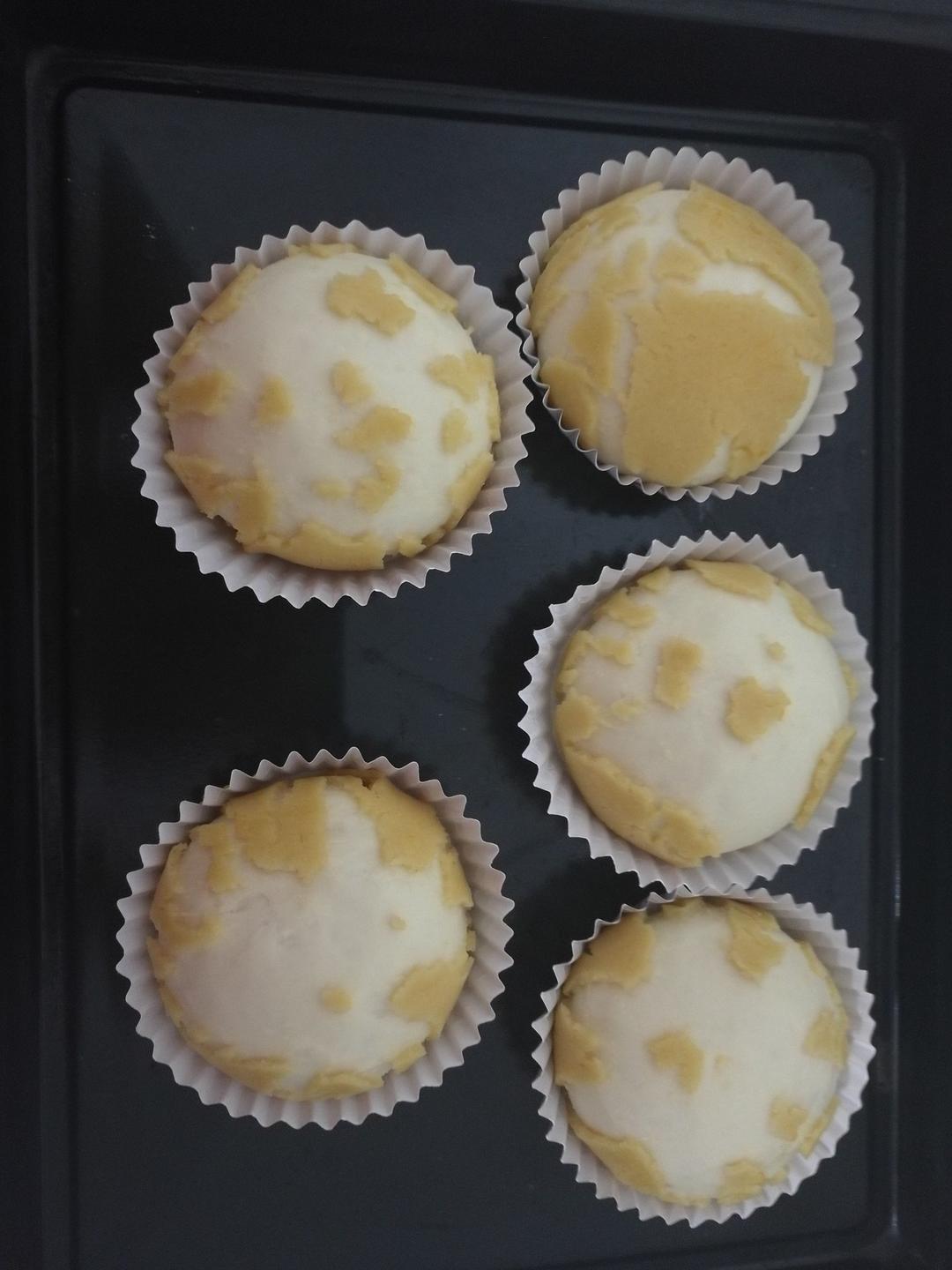 原麦山丘四大天王之菠萝包