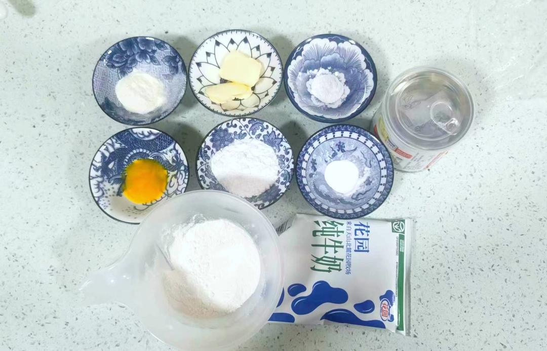 纯奶手撕吐司的做法 步骤1