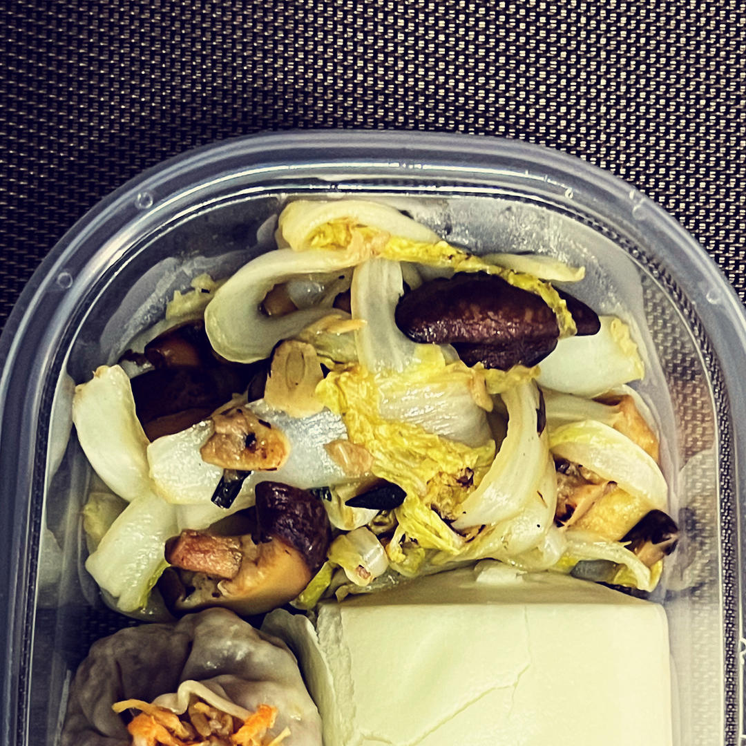娃娃菜炒香菇